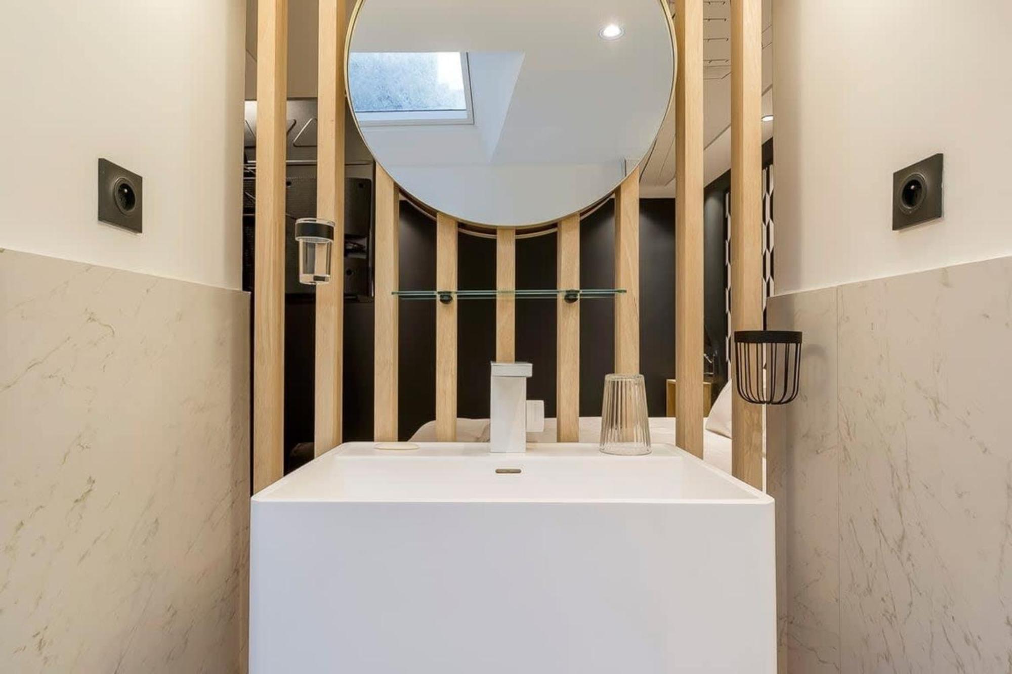 Victor Hugo Romantic Suite - Sauna Et Balneo Lyon Exterior foto